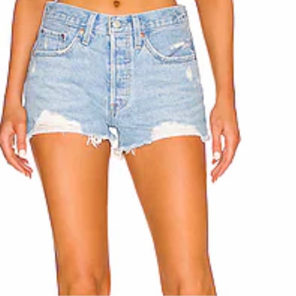 Levis